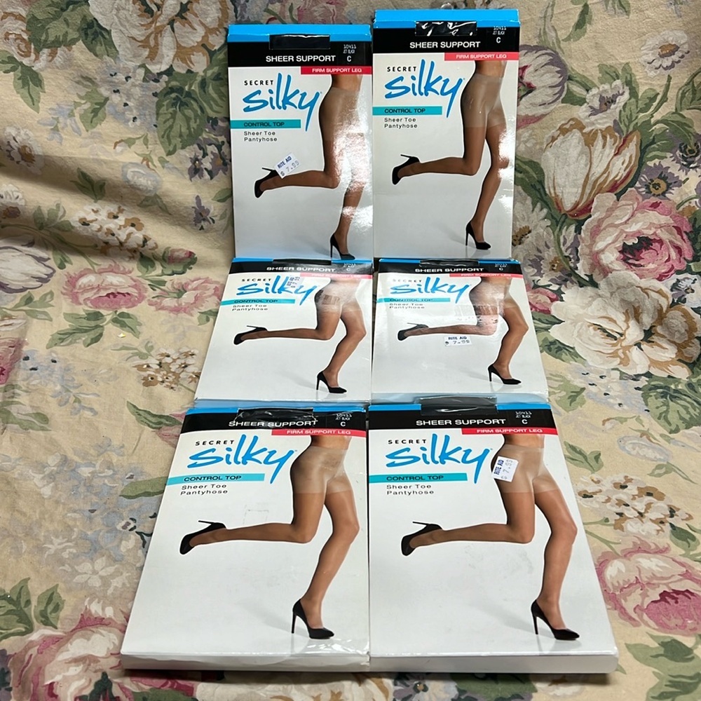 Pantyhose 6 pair controlled top bundle #22
